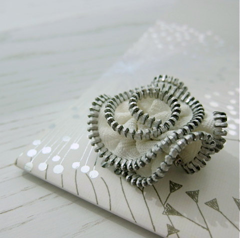 Cute Little Flower Brooch - Vintage Zipper / Recycle Upcycle