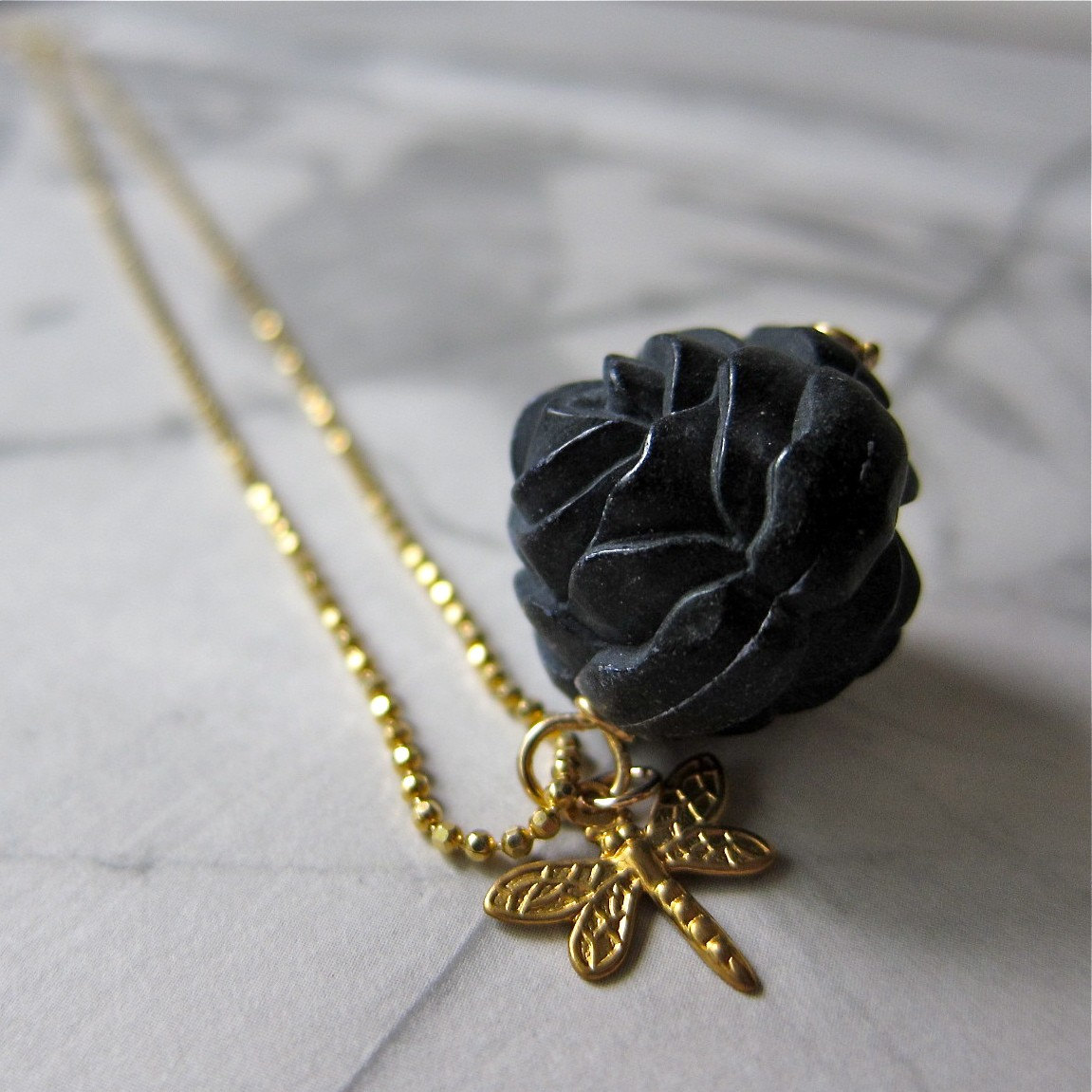 Romantic Black Rose Necklace With Unique Golden Faceted Ball Chain on
